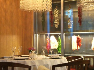 Max on One restaurant decor Jumeirah Frankfurt