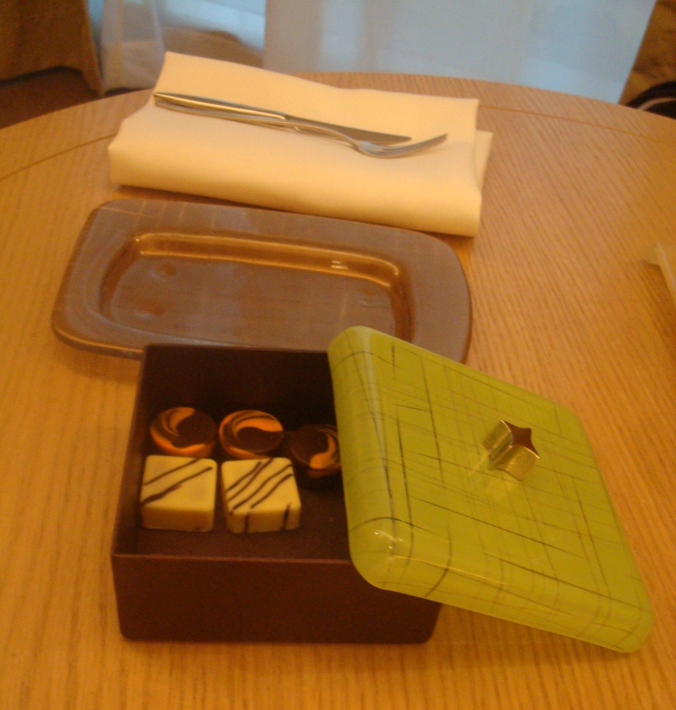 amenity tray for welcome food VIP amenities Westin Mumbai Garden City MyGlassStudio