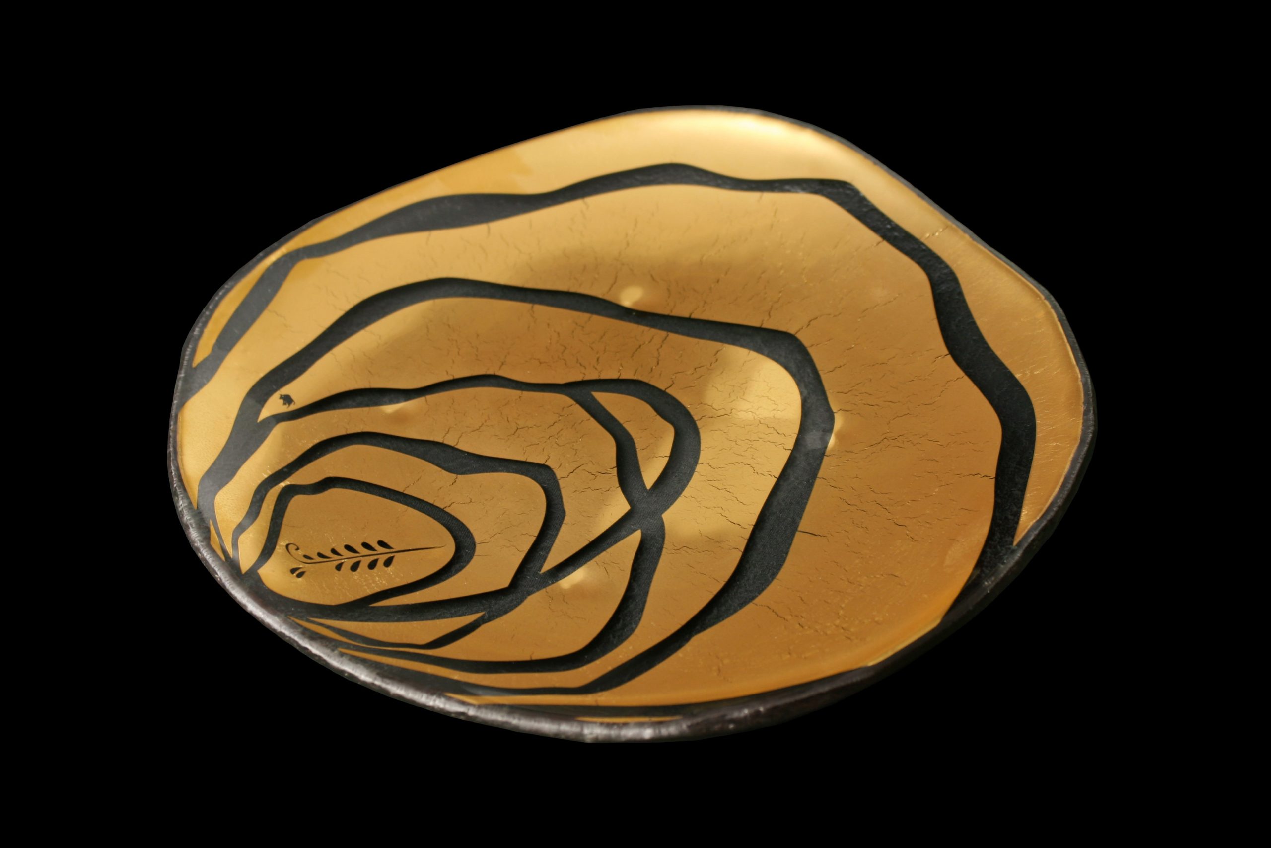 custom designed restaurant gold tableware charger plate MyGlassStudio Indian dining