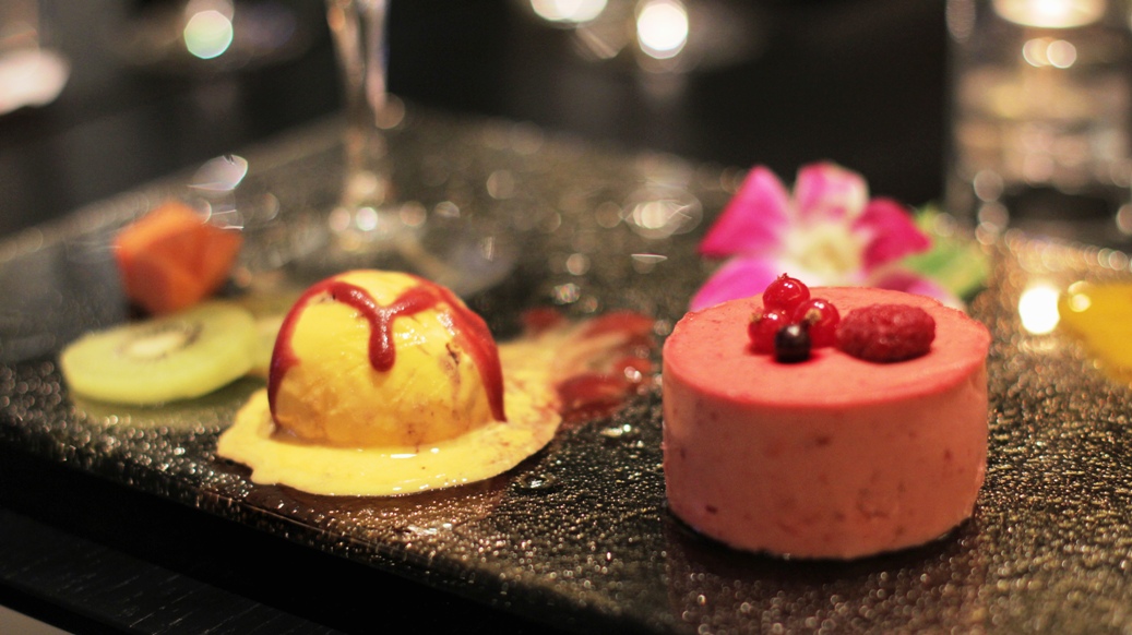 dessert plate Lille Asia Oslo MyGlassStudio