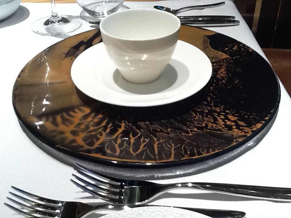 Batik dinnerware designs Max on One Jumeirah Frankfurt MyGlassStudio