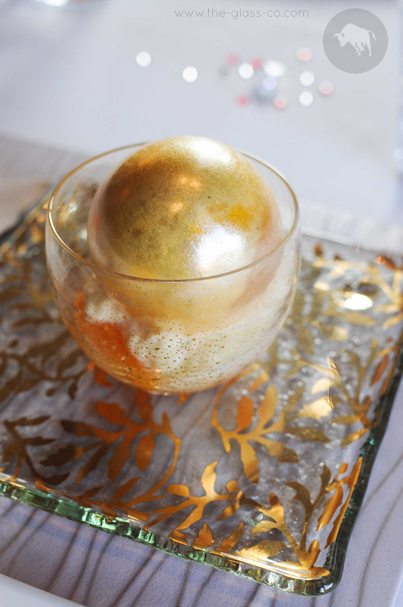 fine dining plates golden floral design for La Grande Maison by MyGlassStudio