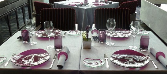 fine dining table setting with pearl pattern tableware at Ritz Carlton Hong Kong by MyGlassStudio