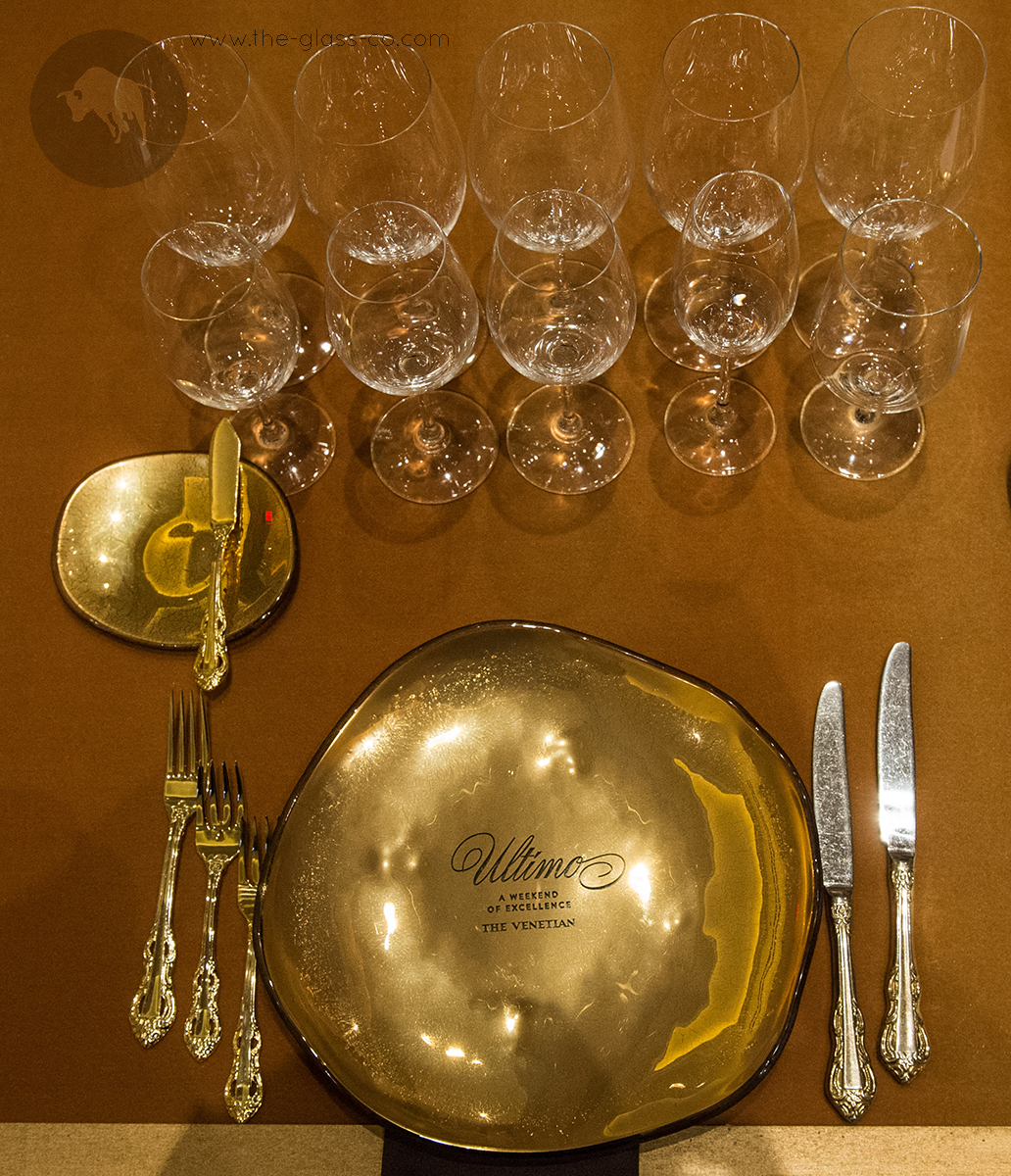 designer gold dinnerware charger plates gala Venetian Las Vegas MyGlassStudio