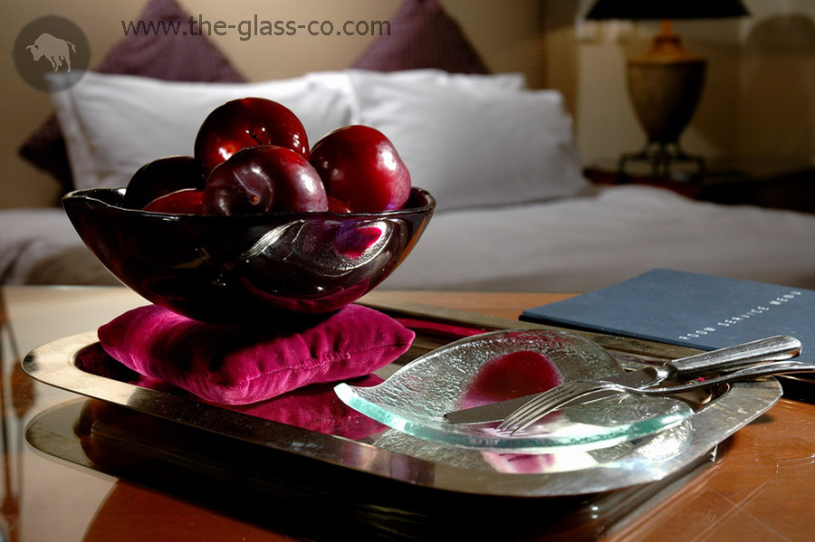 romantic presentation plates heart amenity plate Valentine MyGlassStudio