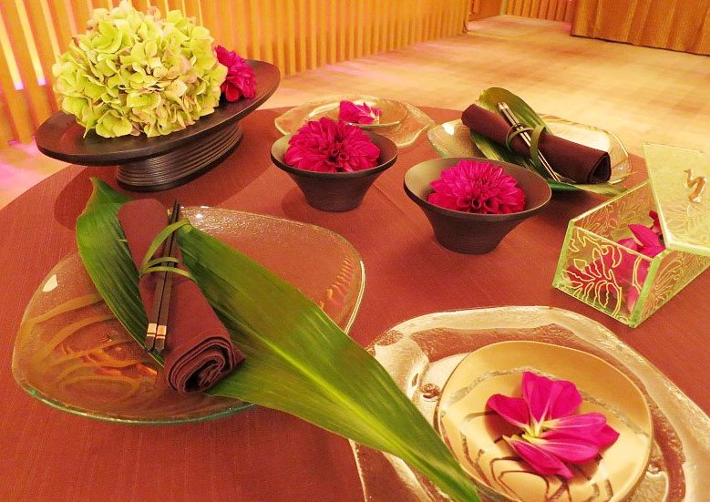 modern tabletop decor for restaurants plate designs Glass Studio Japan