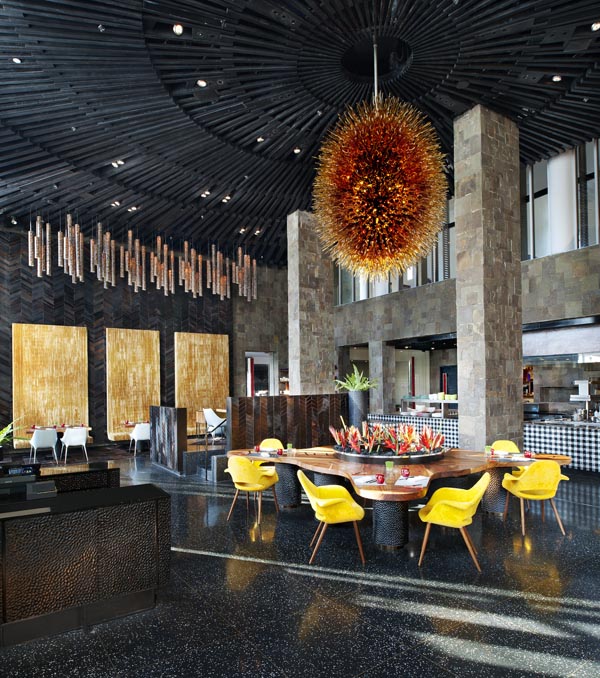 red glass plates Fire restaurant W Retreat Spa Bali Seminyak MyGlassStudio
