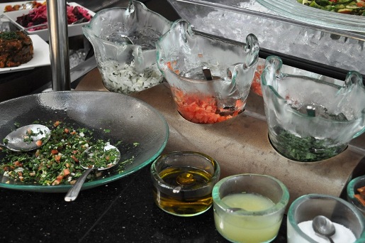 buffet ware design sauce bowls Oryx Rotana Doha MyGlassStudio