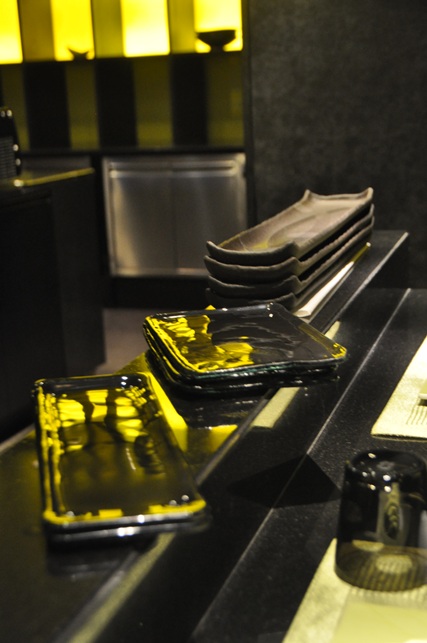 glass sushi plates sushi dishes set Izakaya JW Marquis Dubai MyGlassStudio