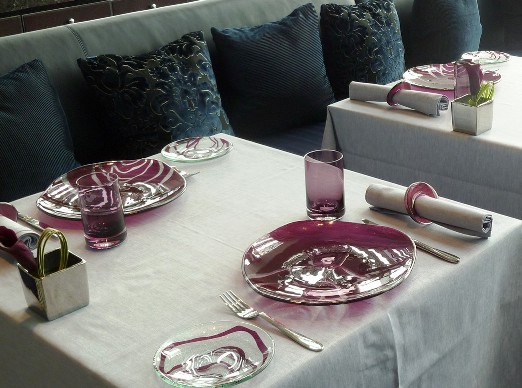 Ritz Carlton Hong Kong tableware, pearl pattern show plate by MyGlassStudio