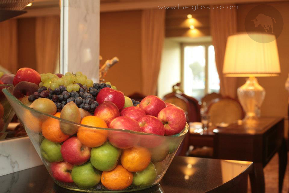 luxury buffet presentation large glass fruit bowl Baltschug Kempinski Moscow MyGlassStudio